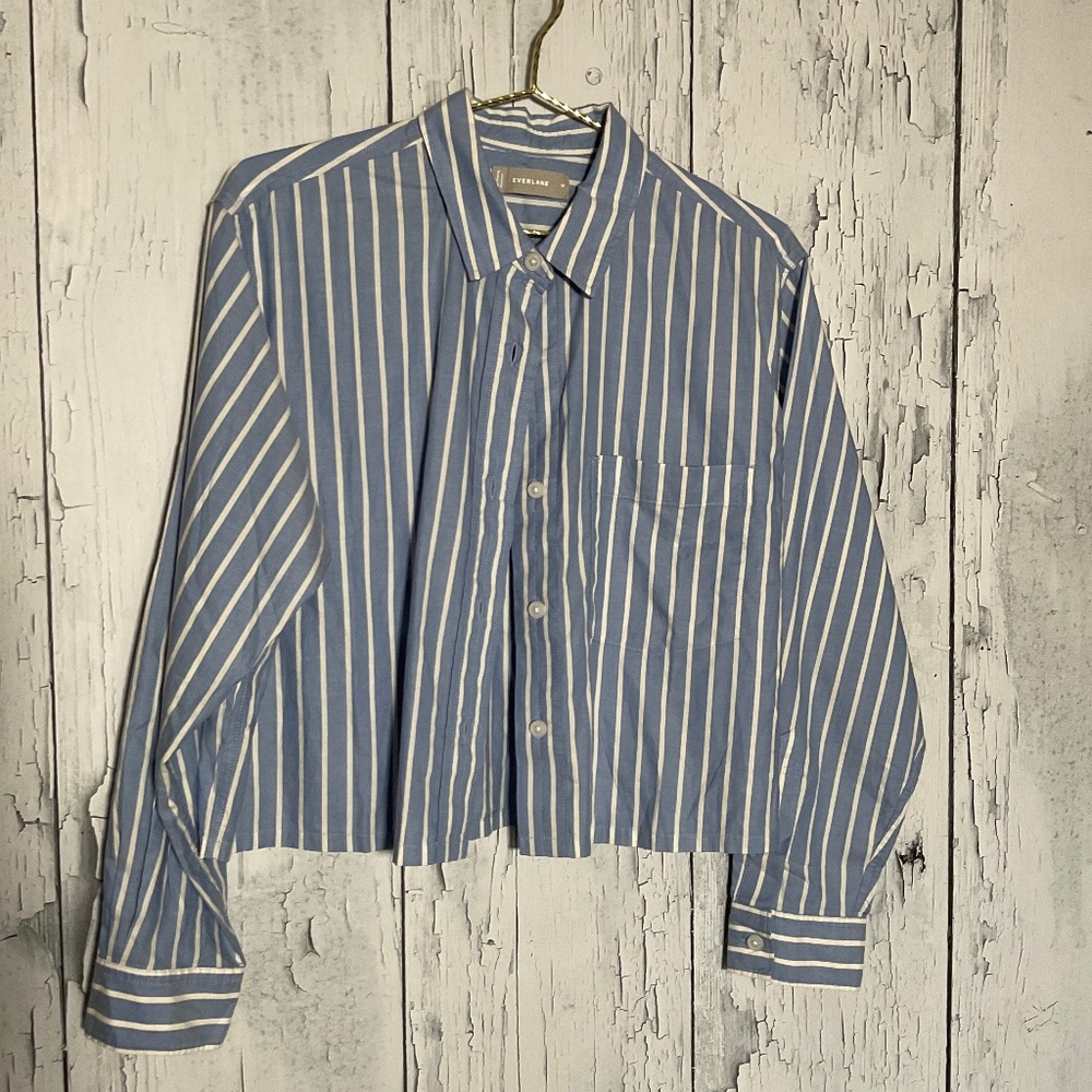 Everlane Cropped  Button Up White Stripe Blue Long Sleeve Shirt Sz M EUC